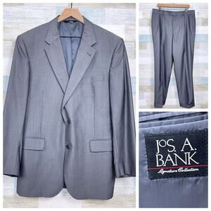 Jos A Bank Wool Sharkskin Suit Gray Mens 43L Jacket 37L Pleated Cuffed Pants